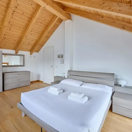 House With 3 Bedrooms T5 * Беллано
